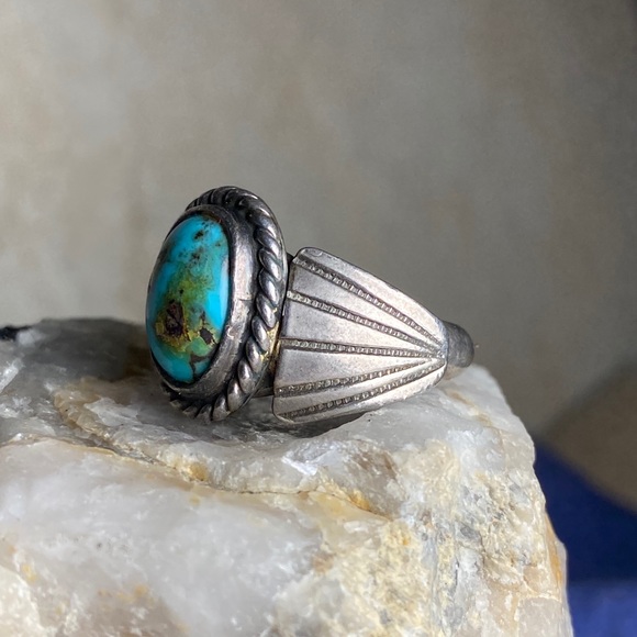 Sterling Silver & Rare Royston Turquoise Ring - Picture 6 of 8